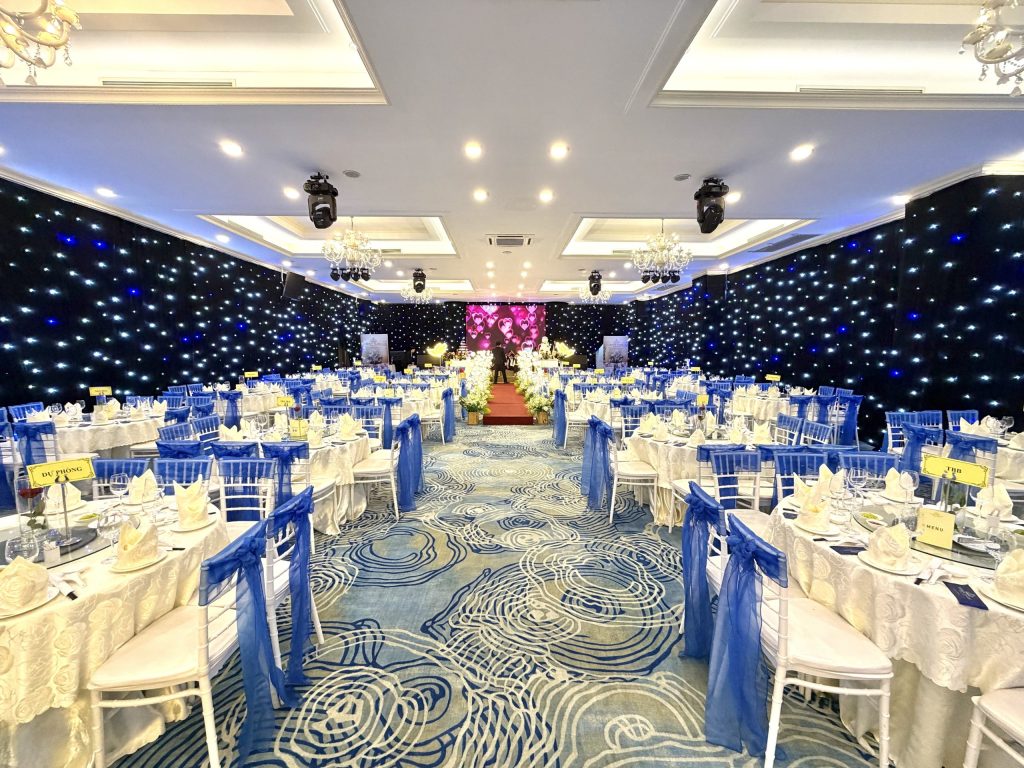 Sảnh Queen Hall 3