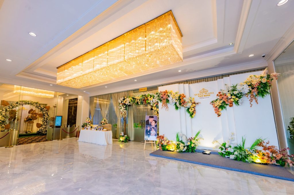 Sảnh Queen Hall 2